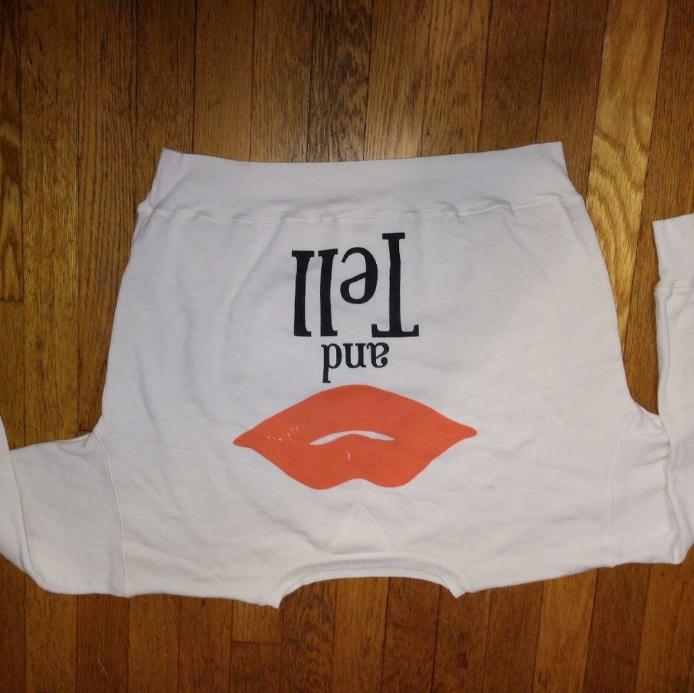 Wildfox jrs sweatshirt size small